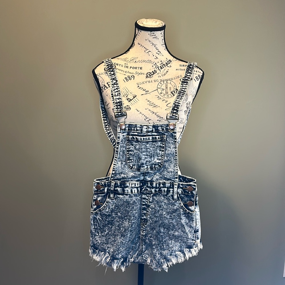 Denim Washed Fringe Short Overalls Size M